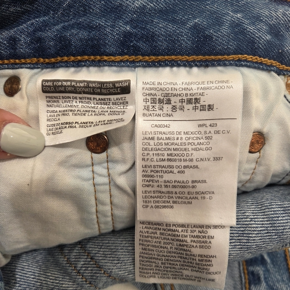 Levis Womens 501s Button Fly Straight Jeans - Picture 8 of 9